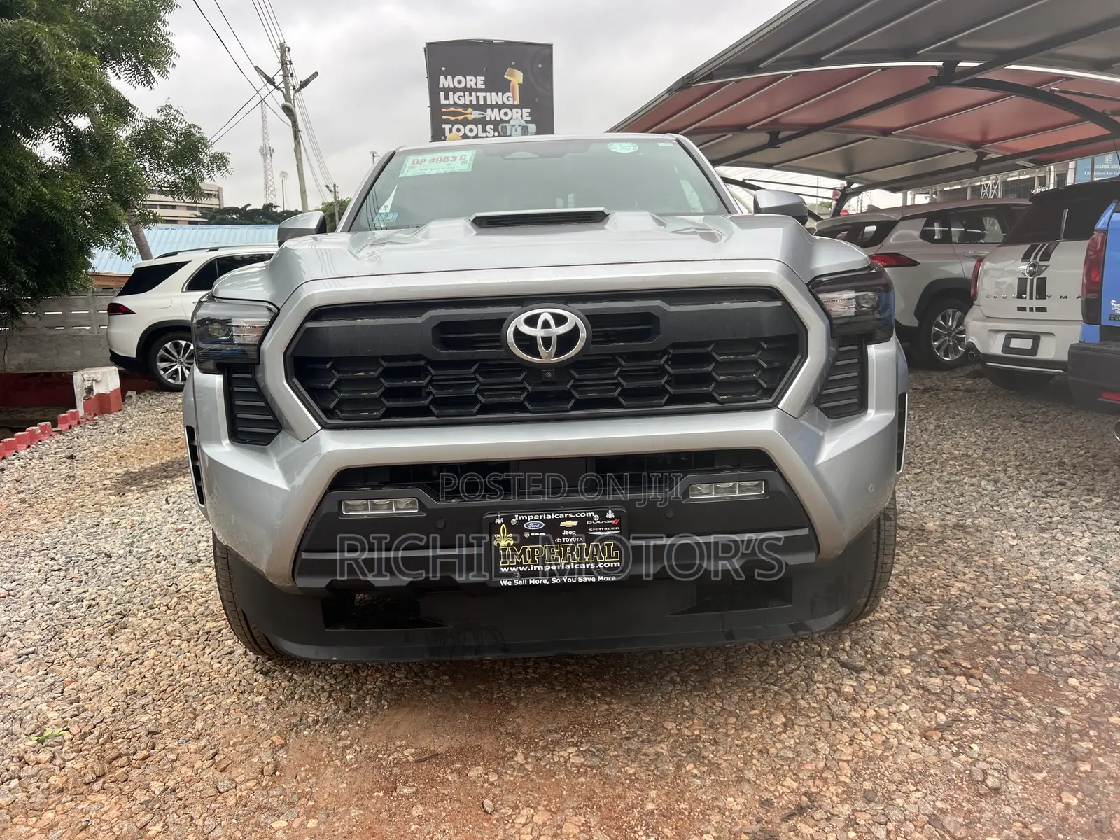 Toyota Tacoma TRD Sport Double Cab 4WD 5.0 ft. SB (Hybrid) 2025  Silver 
