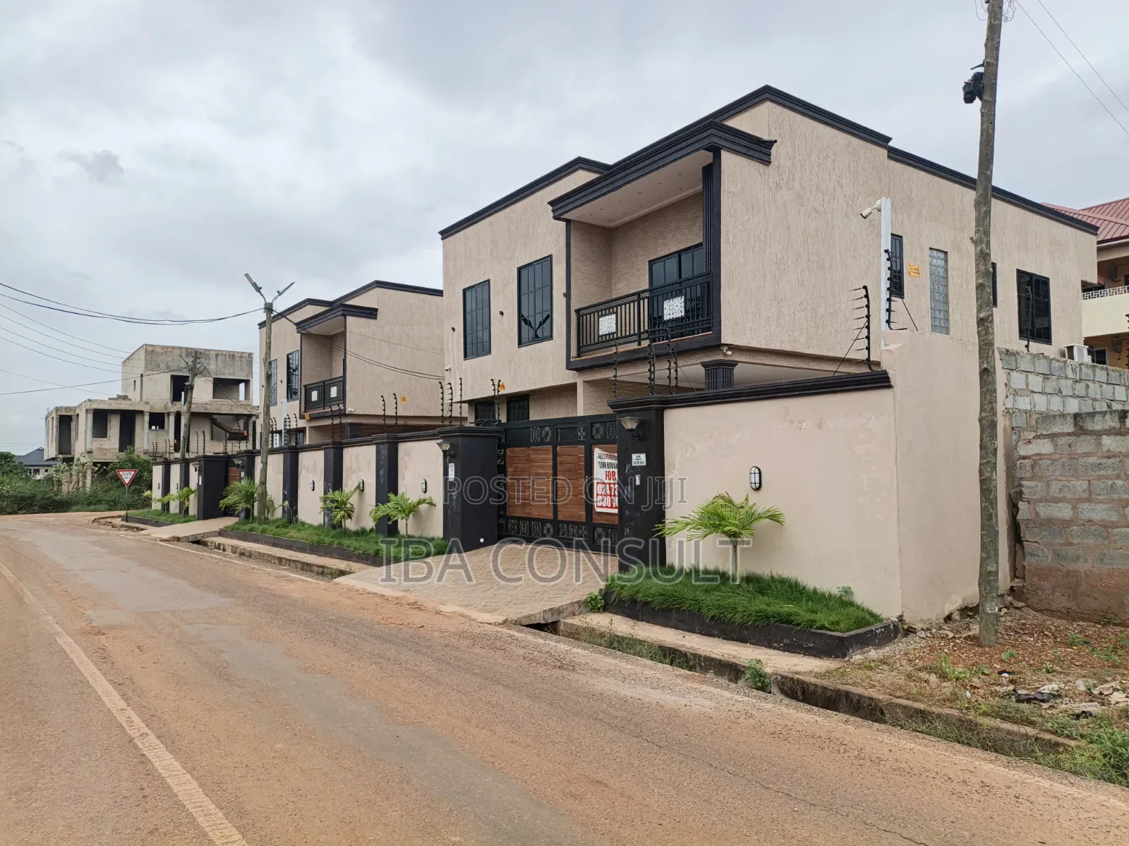 4bdrm House in Adenta Amrahia for sale