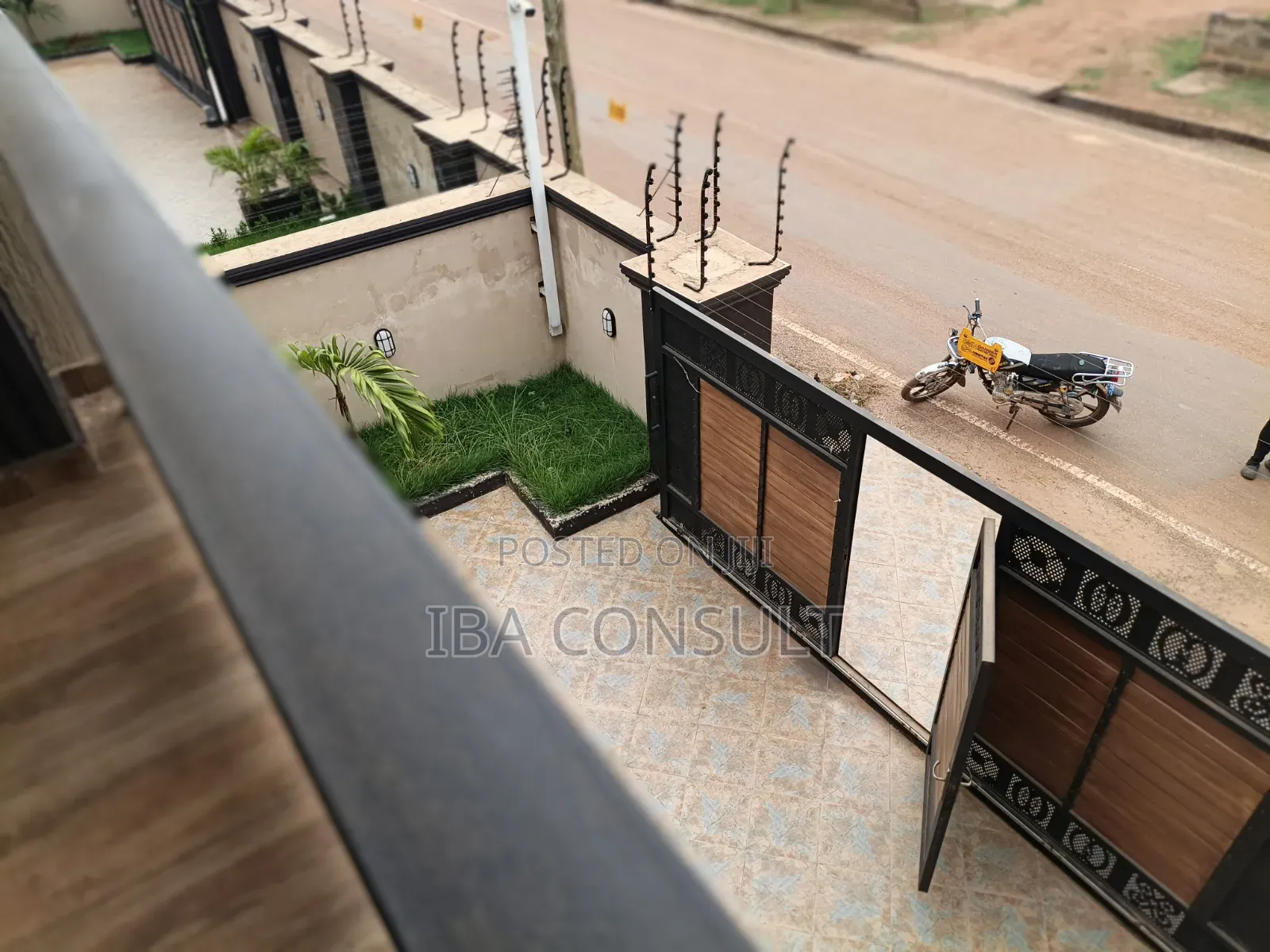 4bdrm House in Adenta Amrahia for sale