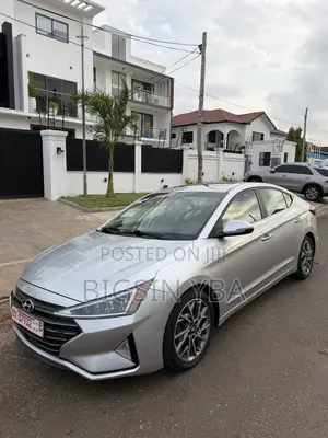 Hyundai Elantra Limited 2019 Gray