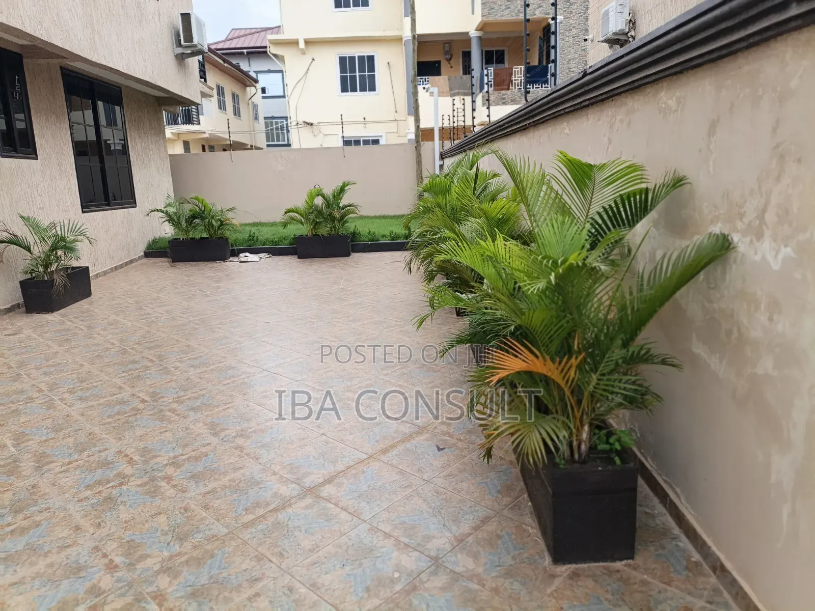 4bdrm House in Adenta Amrahia for sale