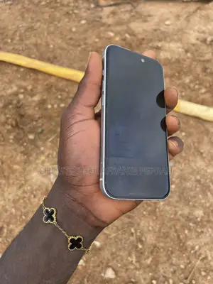 Apple iPhone 15 128 GB White