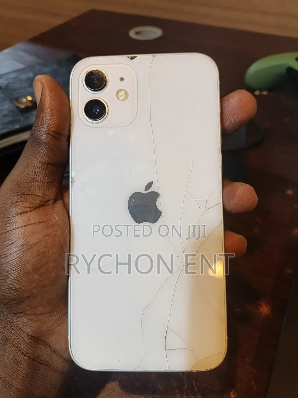 Apple iPhone 12 64 GB Black