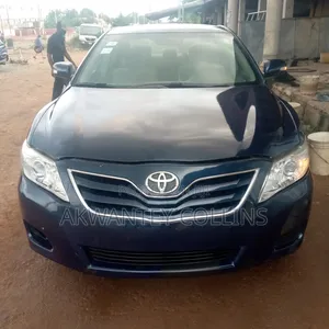 Toyota Camry 2010 Blue