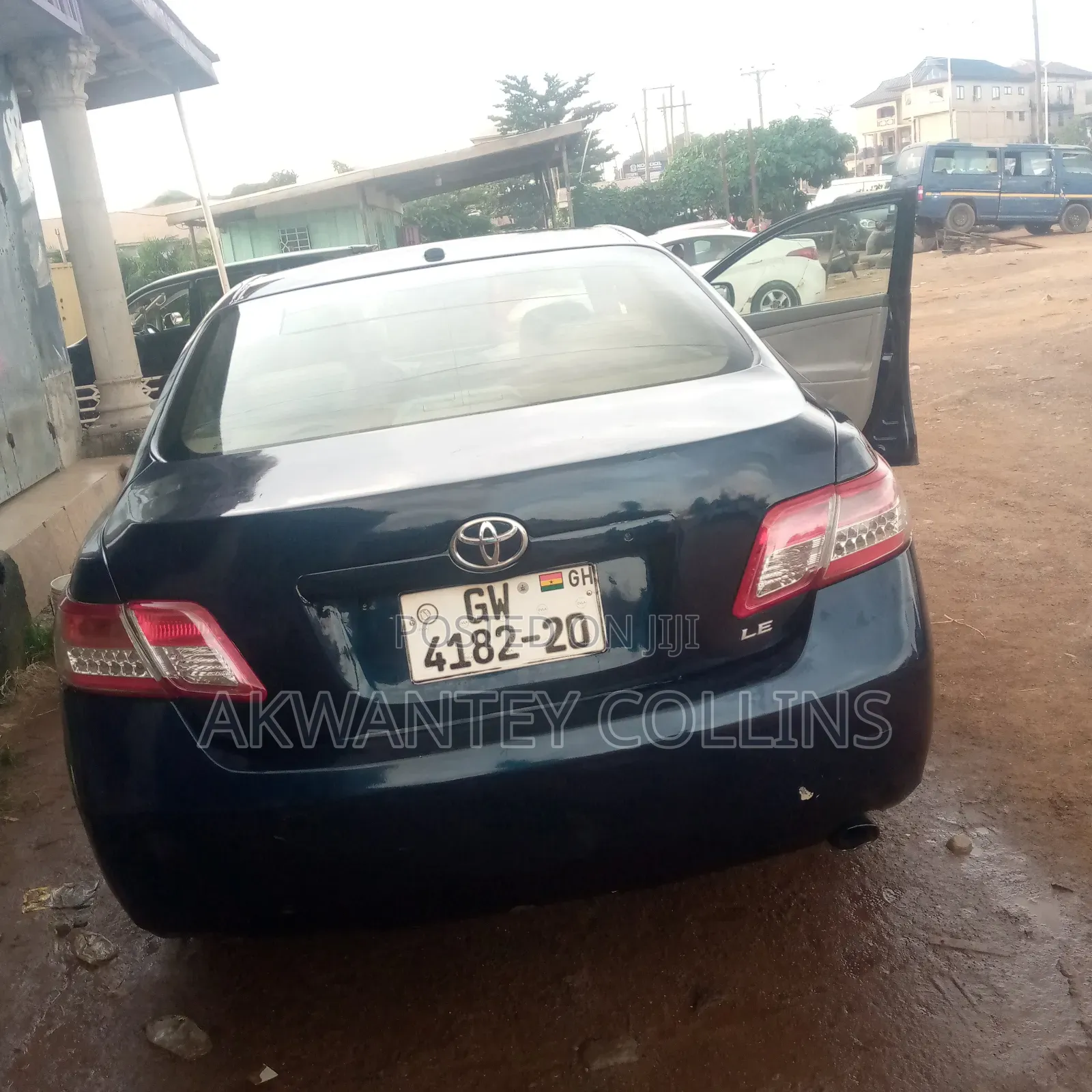 Toyota Camry 2010 Blue