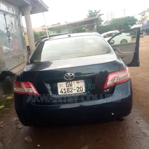 Toyota Camry 2010 Blue