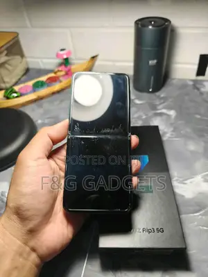 New Samsung Galaxy Z Flip 3 256 GB Black