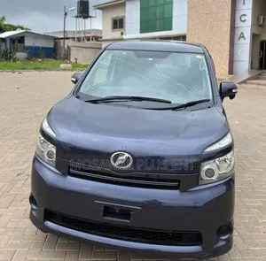 Toyota Voxy 2012 Purple