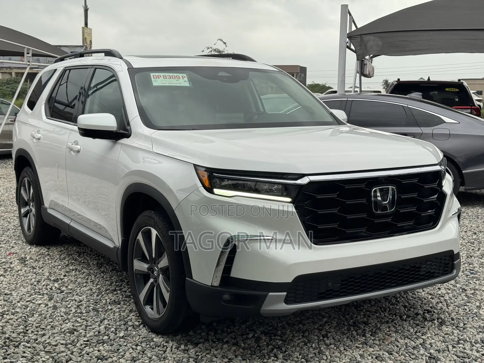 Honda Pilot EX-L 8 Passenger AWD 2024 White