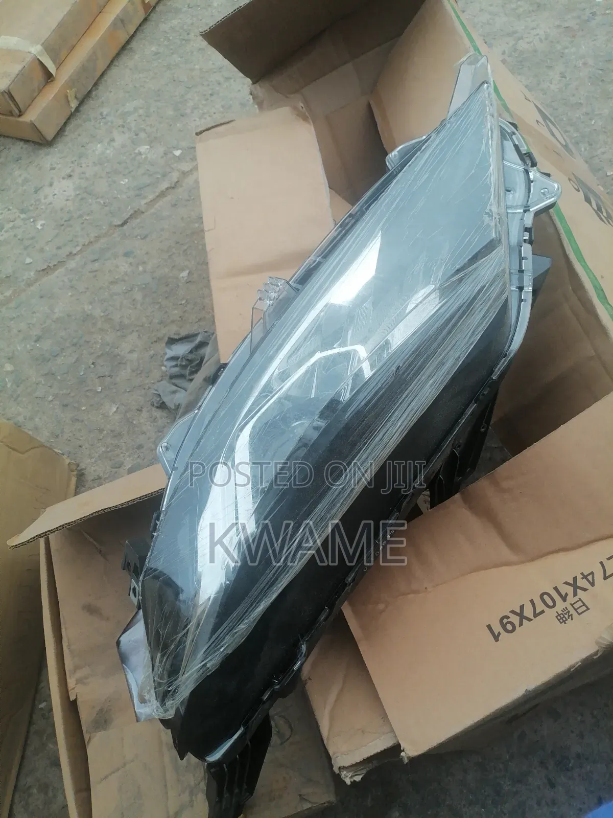 Mitsubishi L200 /Triton (2017-2019) Headlight Left.