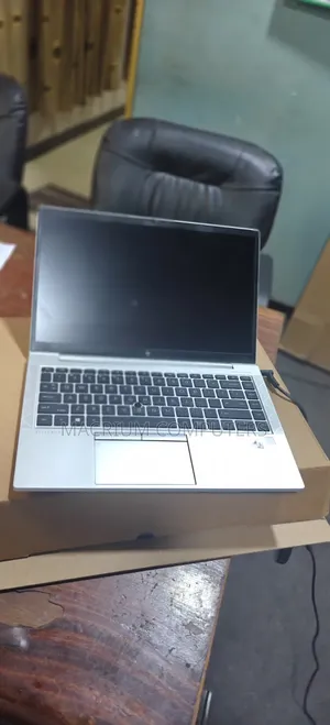 New Laptop HP EliteBook 840 G7 8GB Intel Core i5 SSD 256GB