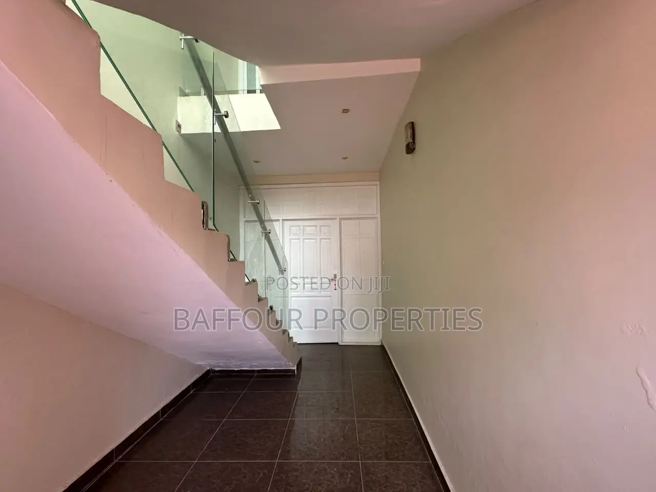 6bdrm Mansion in Ability for rent