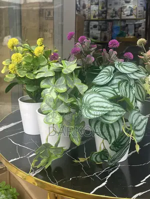 Artificial Plant/Flower