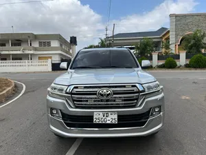 Toyota Land Cruiser 2017 Silver