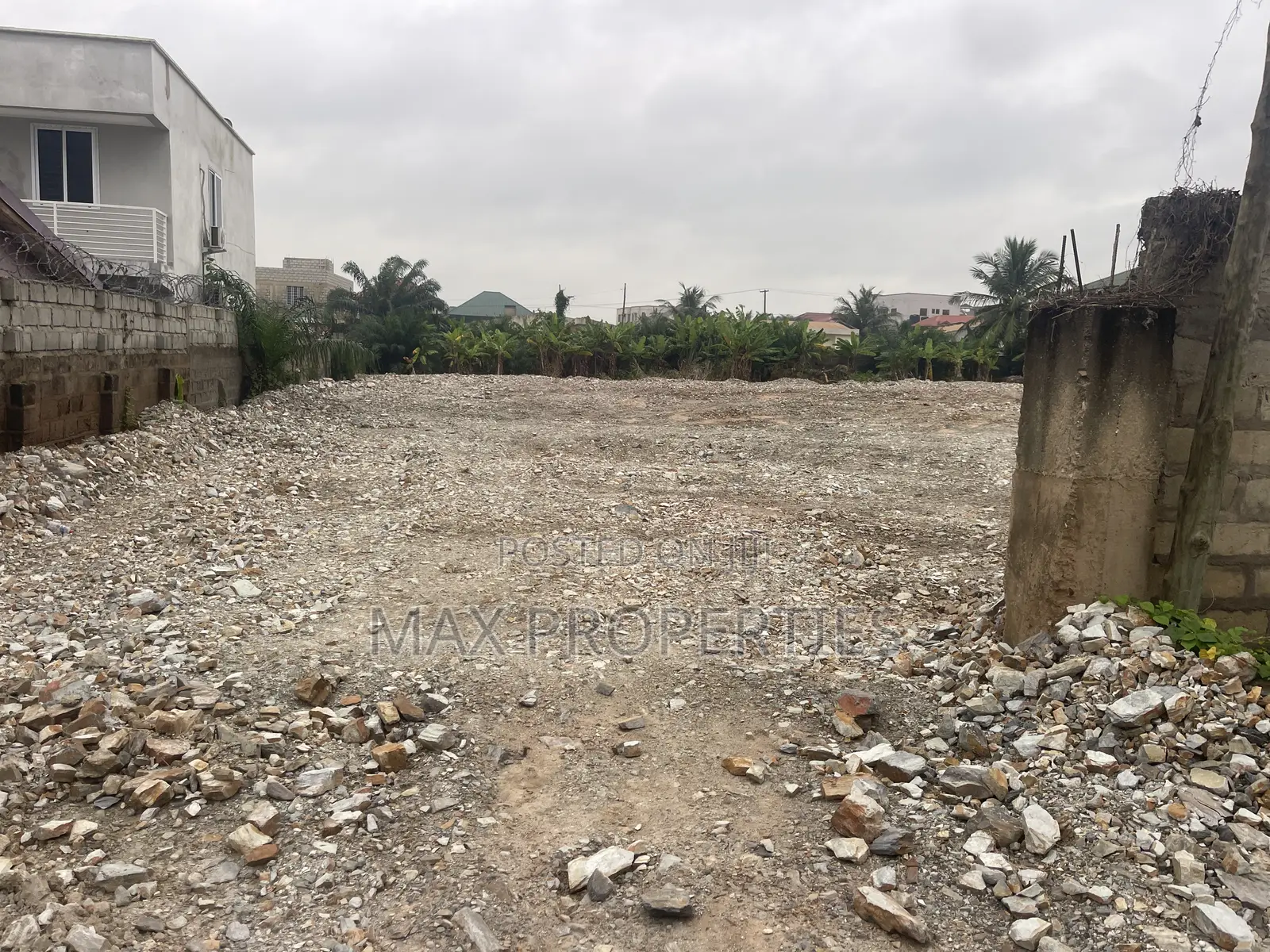 80/100 Plot of Land for Sale at Dome Kboat No Litigation