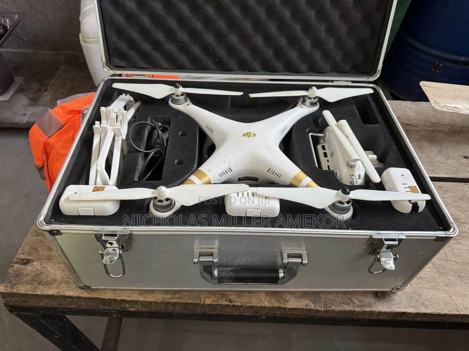 Dji Phantom 3 Professional Drone