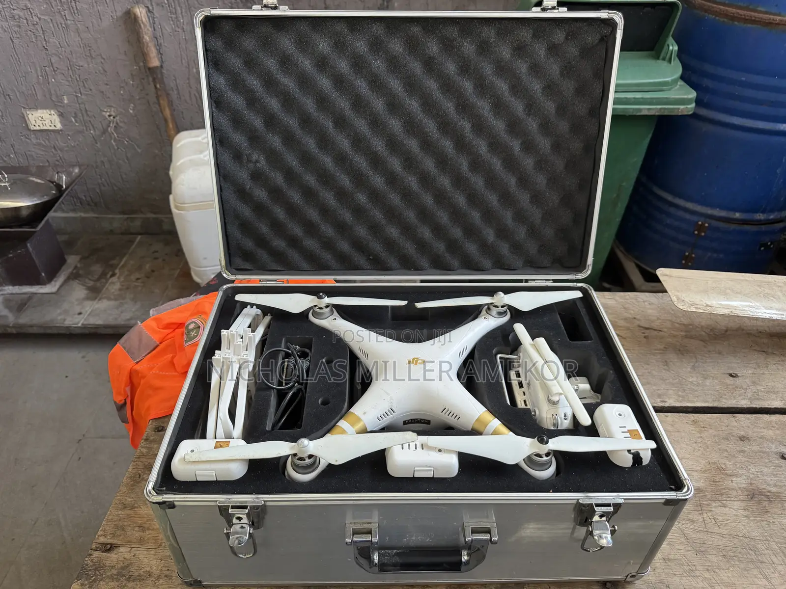 Dji Phantom 3 Professional Drone