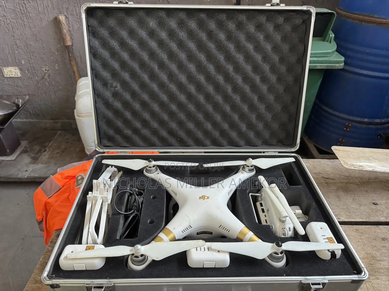Dji Phantom 3 Professional Drone
