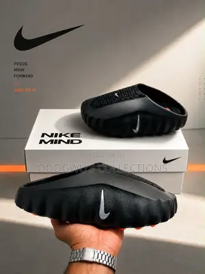 Nike Mind Mule 001