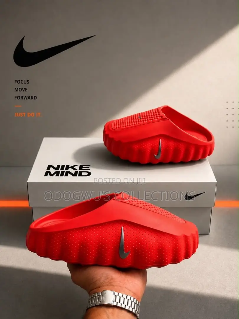 Nike Mind Mule 001