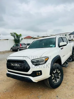 Toyota Tacoma 2020 White