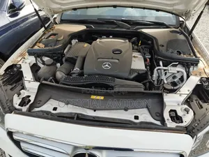 Mercedes-Benz E300 2019 White