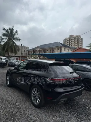 New Porsche Macan 2025 Black