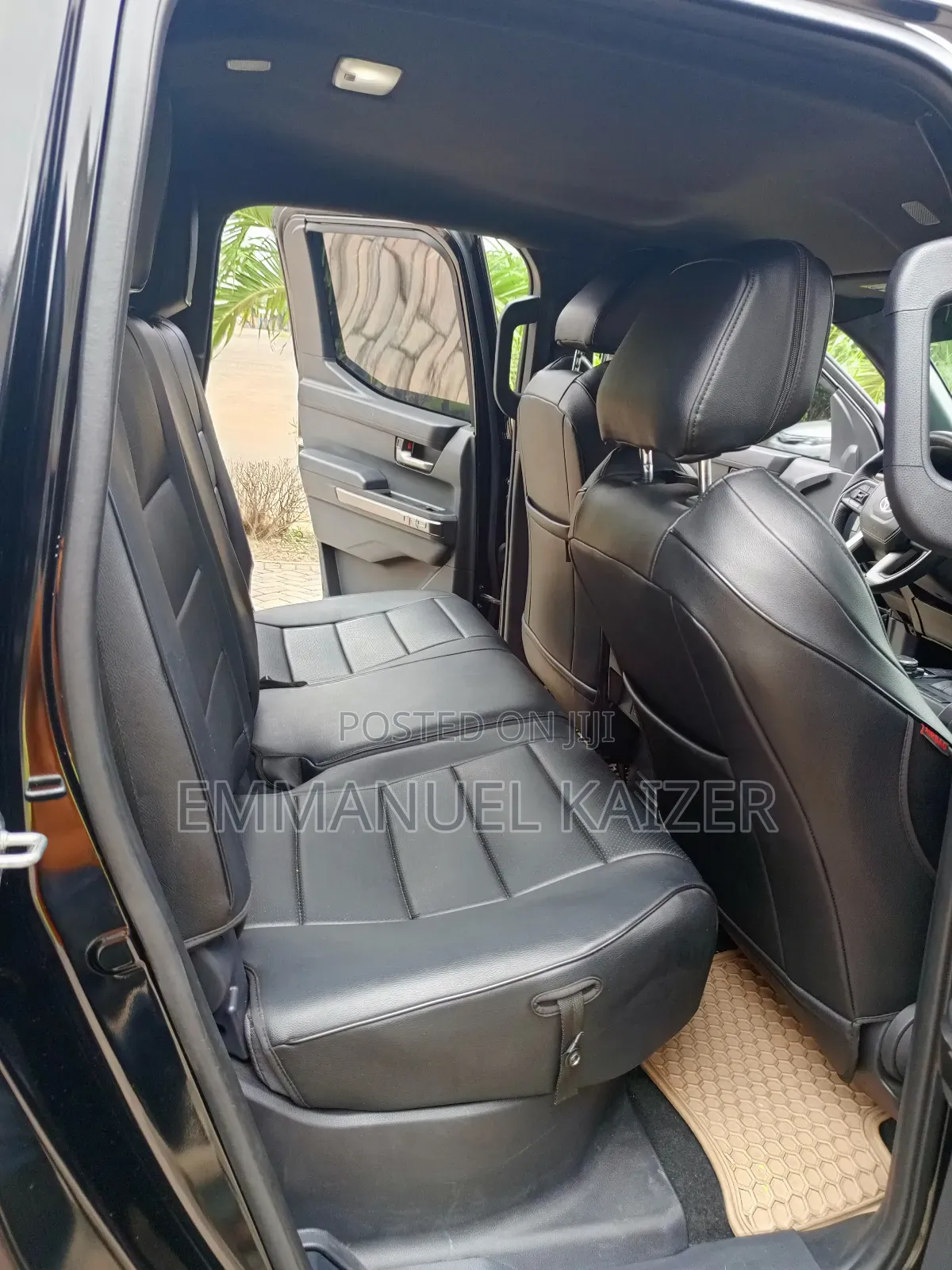 Toyota Tacoma 2024 Black