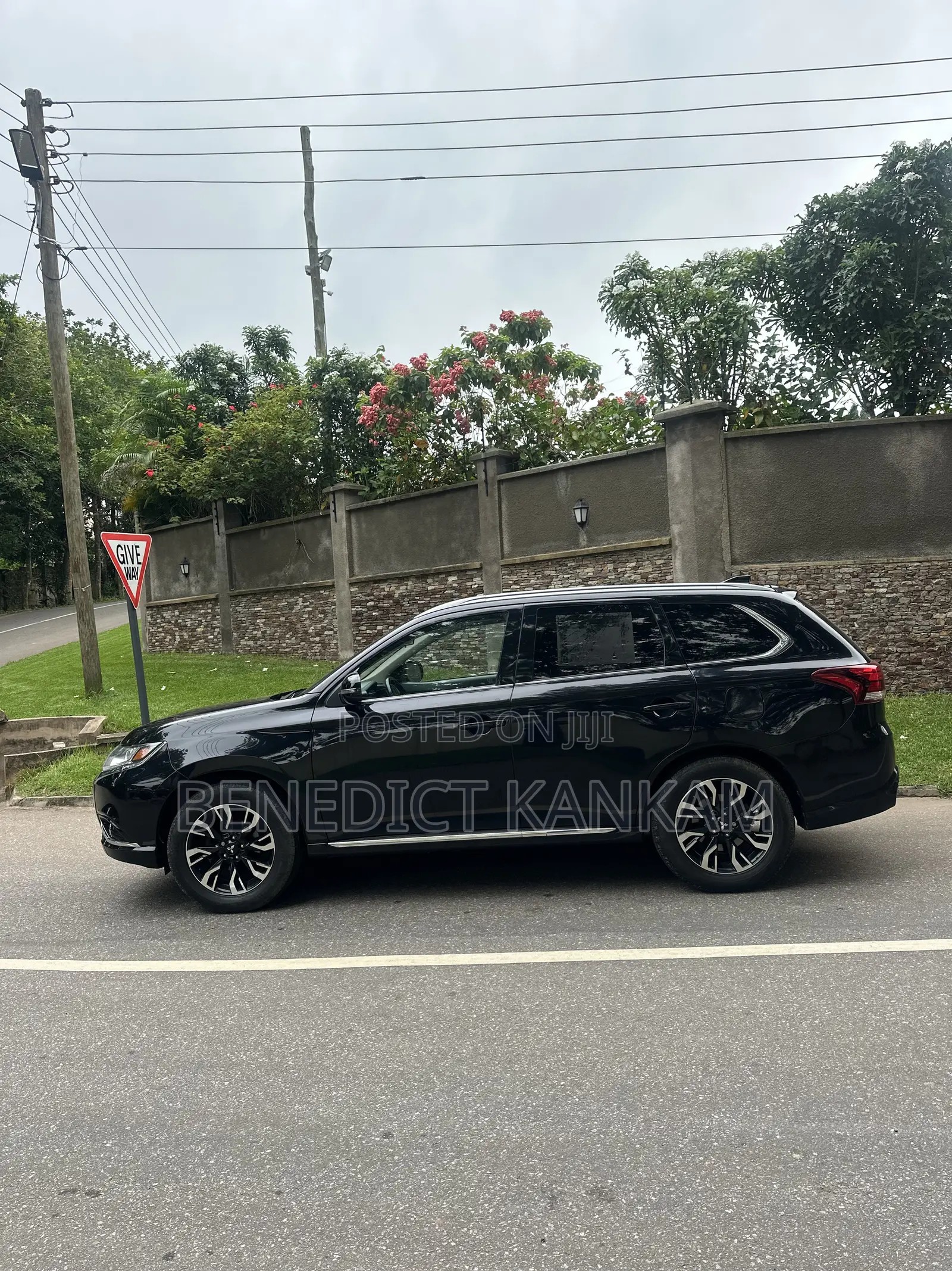 Mitsubishi Outlander 2.0 PHEV AWD 2018 Black