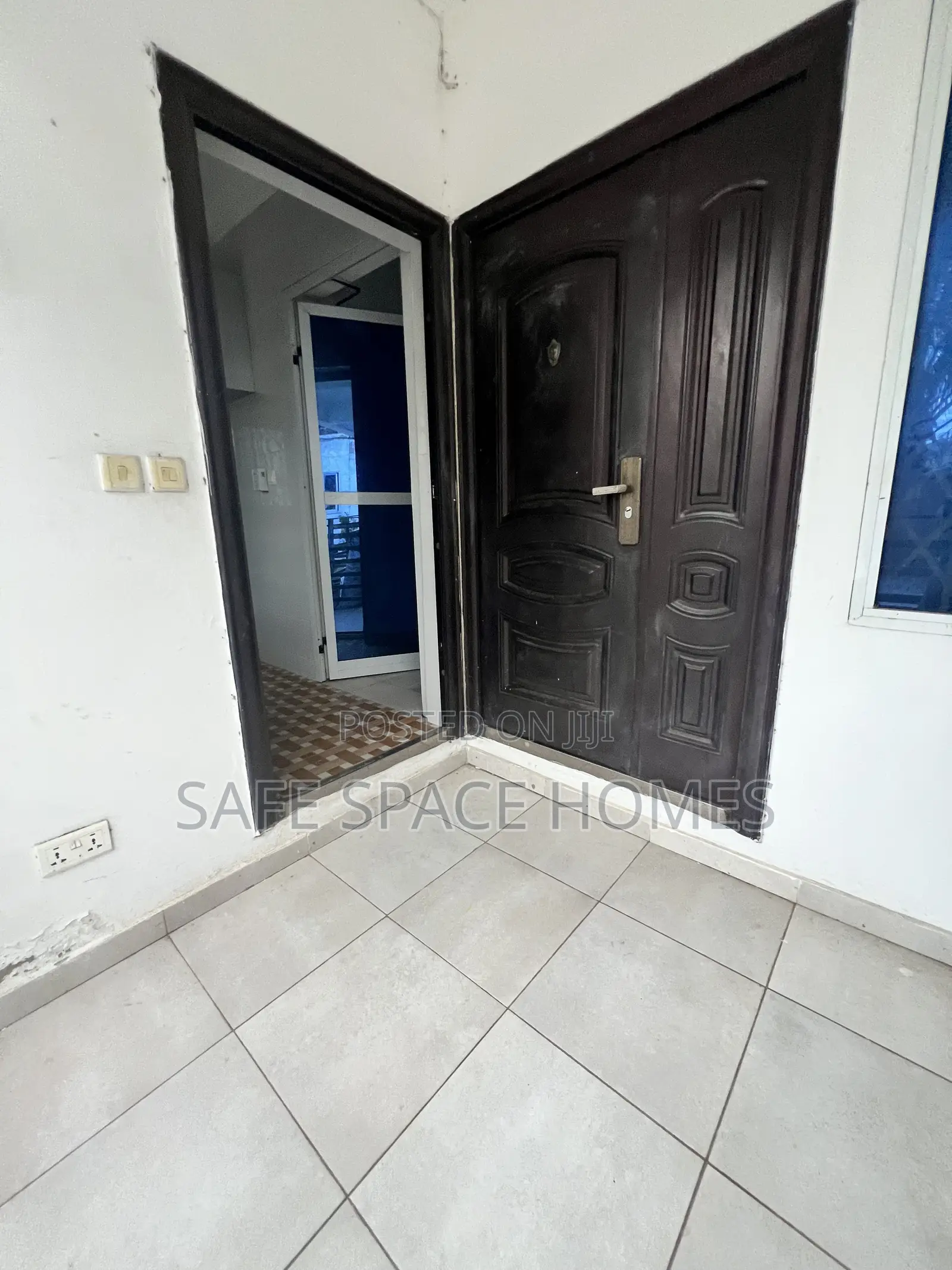 2bdrm Apartment in Burma Camp for rent