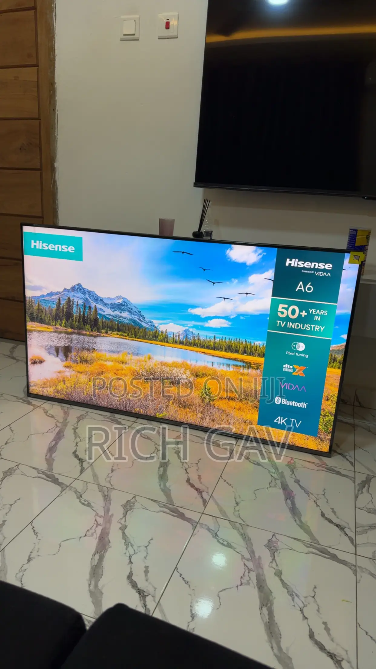 New Hisense 55 Inch Mini Led Smart Tv