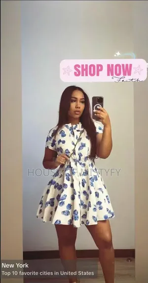 Ladies Short Gown