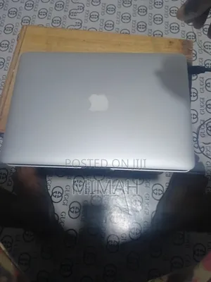 New Laptop Apple MacBook Air 8GB Intel Core i5 HDD 256GB