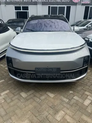 Li Auto L9 1.5 Hybrid AWD 2022 Silver