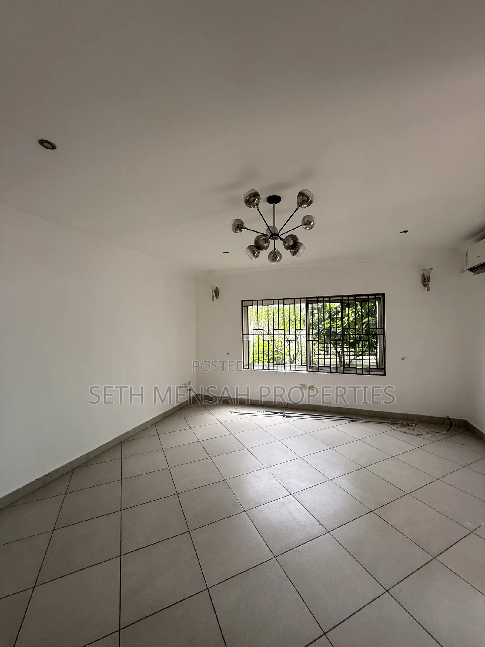 3bdrm House in 3 Bedroom Townhouse, US Embassy Area for rent