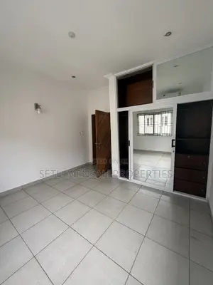 3bdrm House in 3 Bedroom Townhouse, US Embassy Area for rent