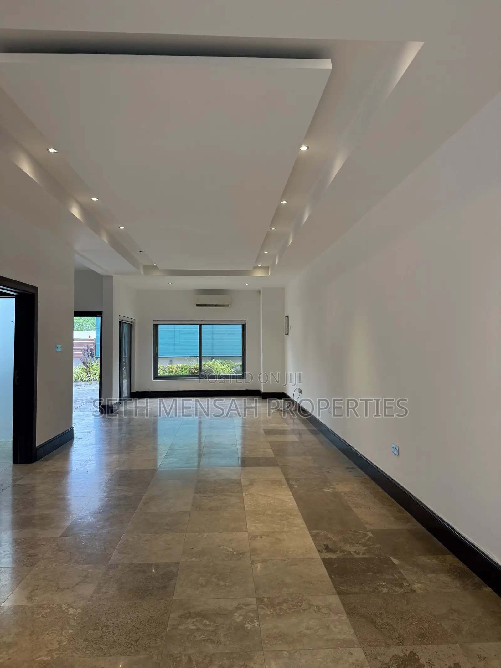 3bdrm House in 3 Bedroom Townhouse, US Embassy Area for rent