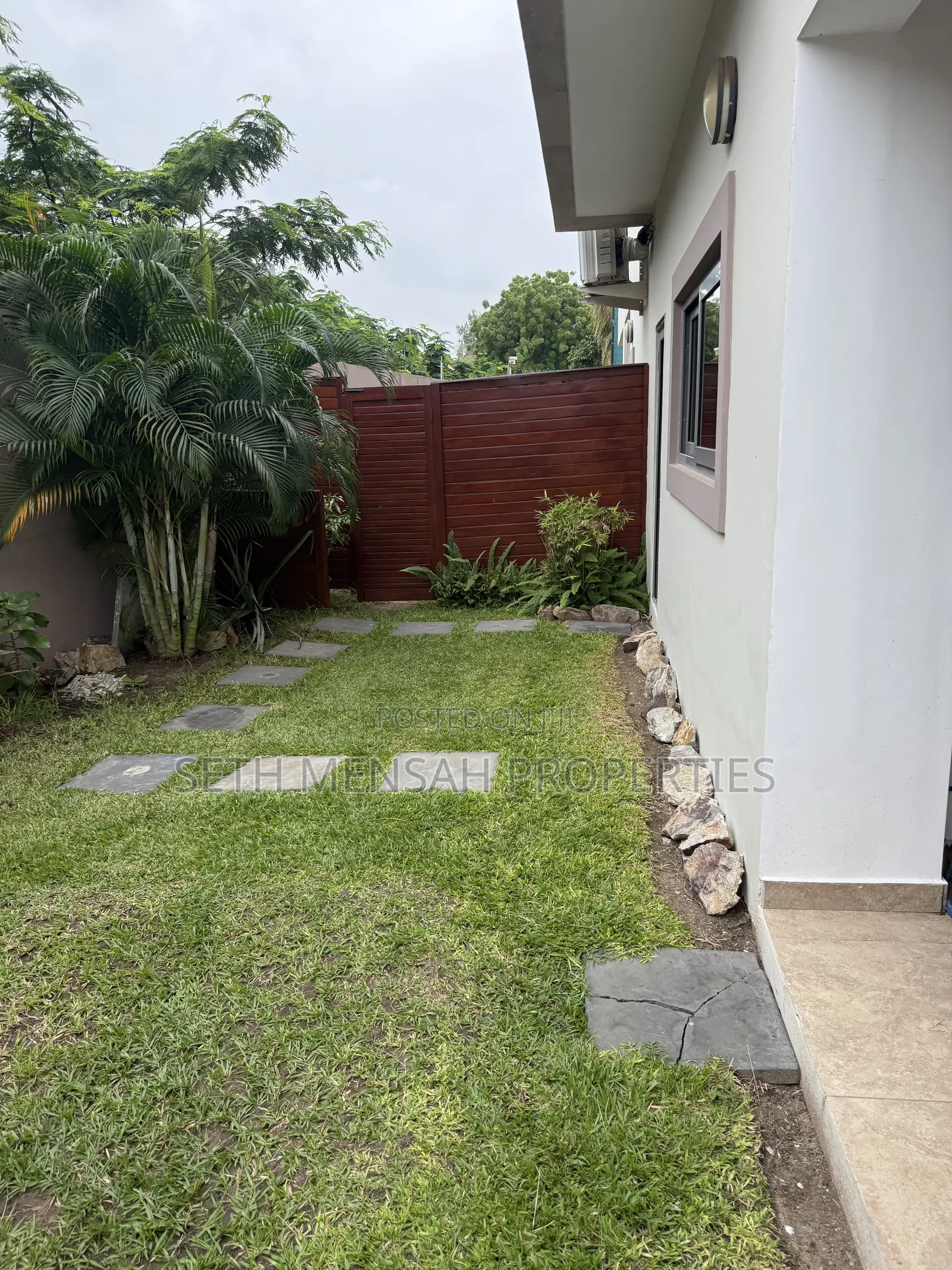 3bdrm House in 3 Bedroom Townhouse, US Embassy Area for rent