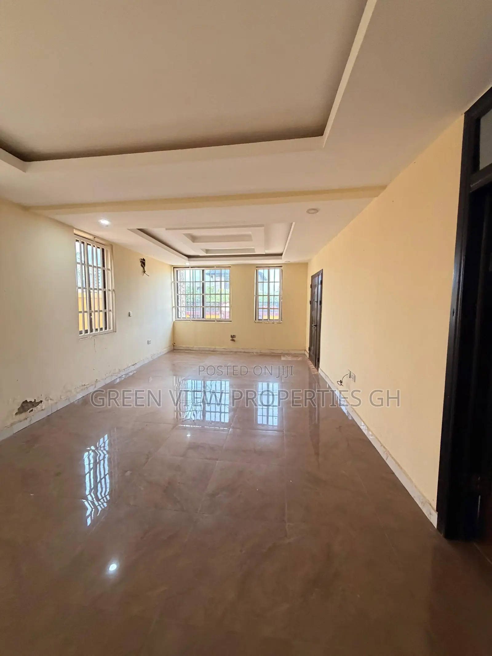 4bdrm Duplex in Oyibi for rent