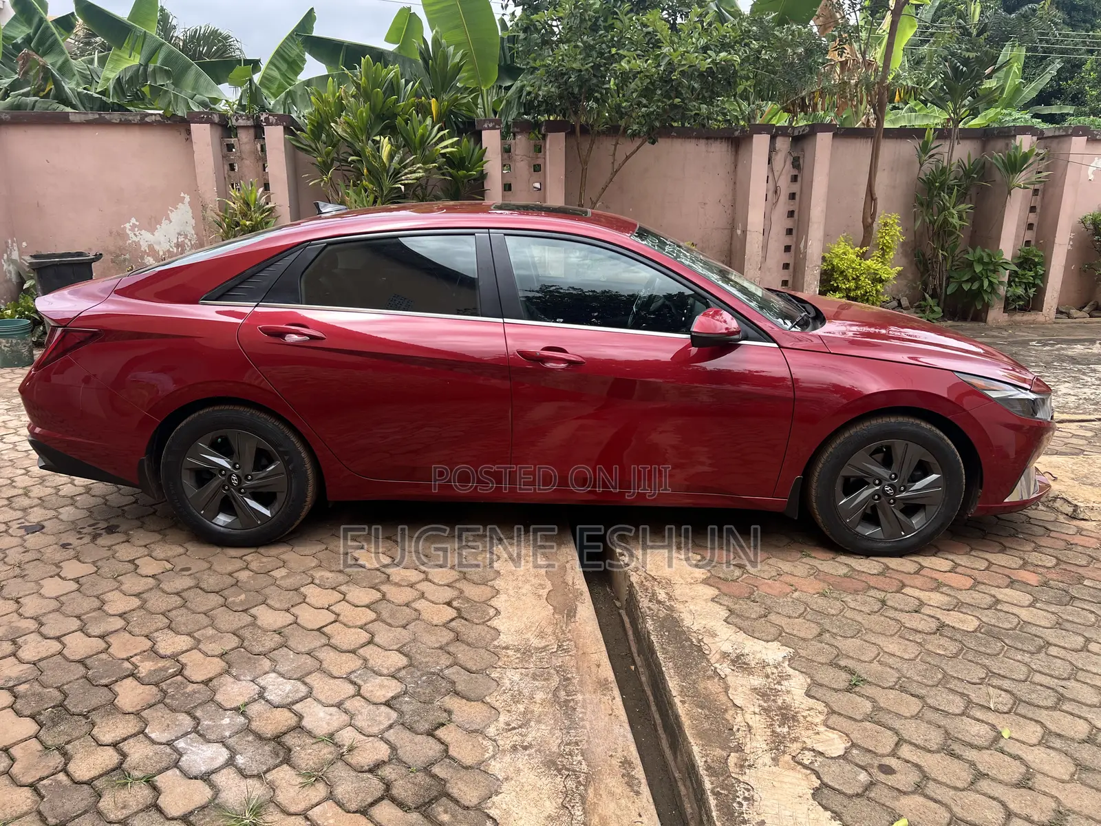 Hyundai Elantra 2023 Red