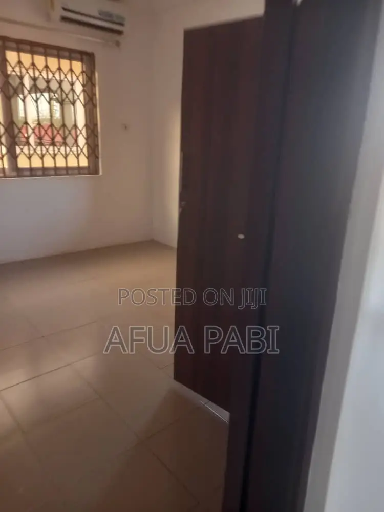 3bdrm Townhouse/Terrace in Abokobi, Accra Metropolitan for sale