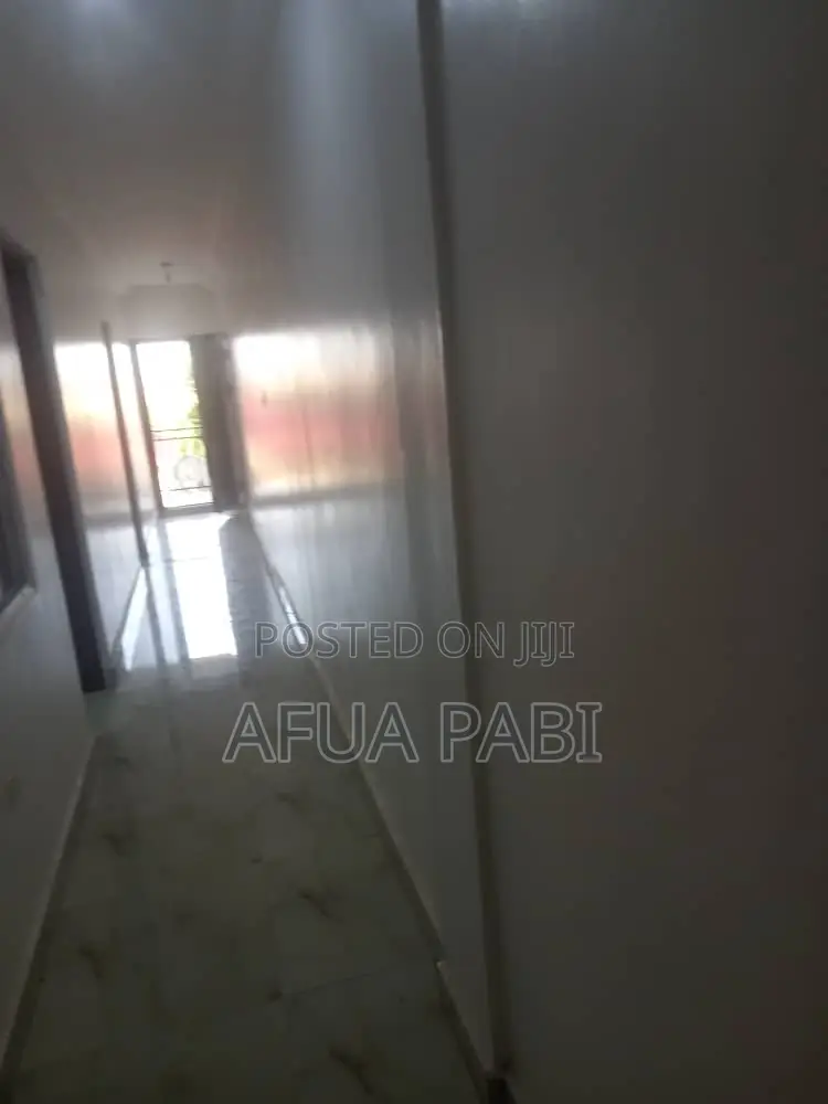 3bdrm Townhouse/Terrace in Abokobi, Accra Metropolitan for sale