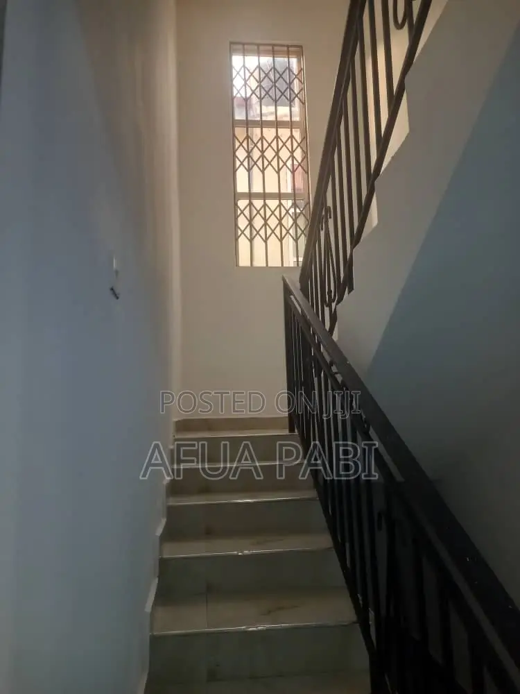 3bdrm Townhouse/Terrace in Abokobi, Accra Metropolitan for sale