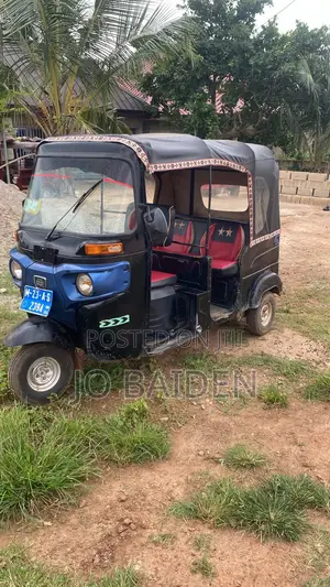 Bajaj RE 2023 Black