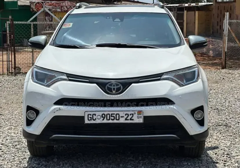Toyota RAV4 2017 White
