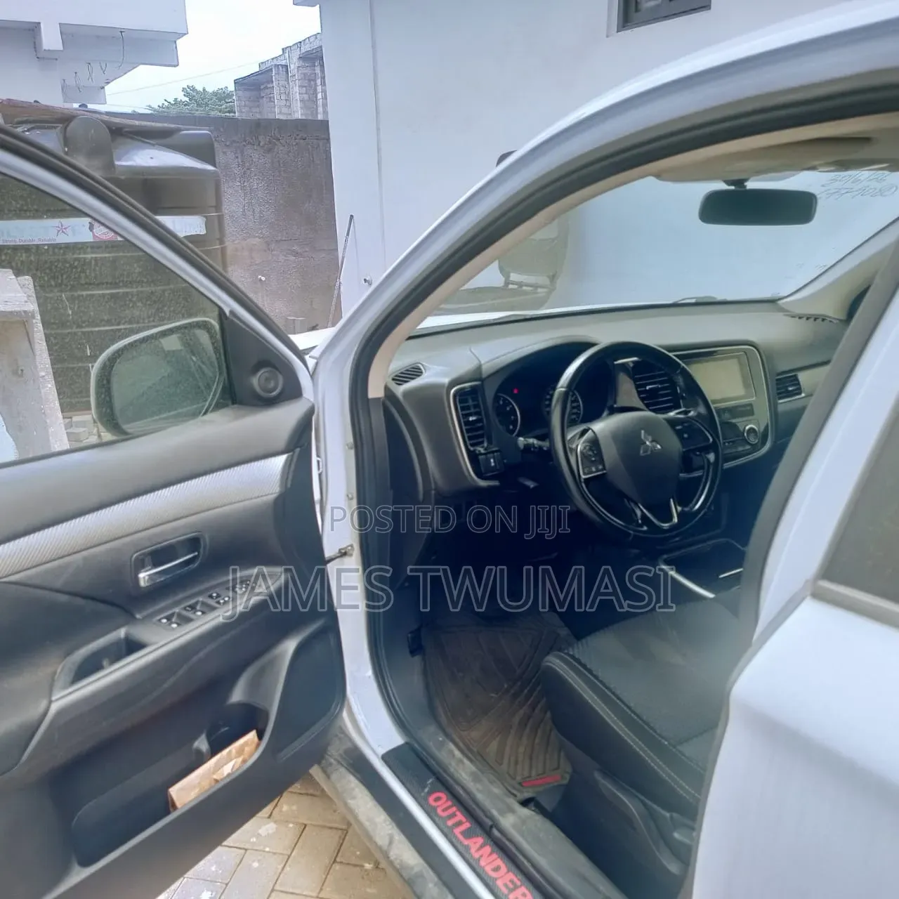 Mitsubishi Outlander 2018 White
