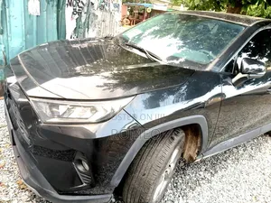 Toyota RAV4 2022 Black