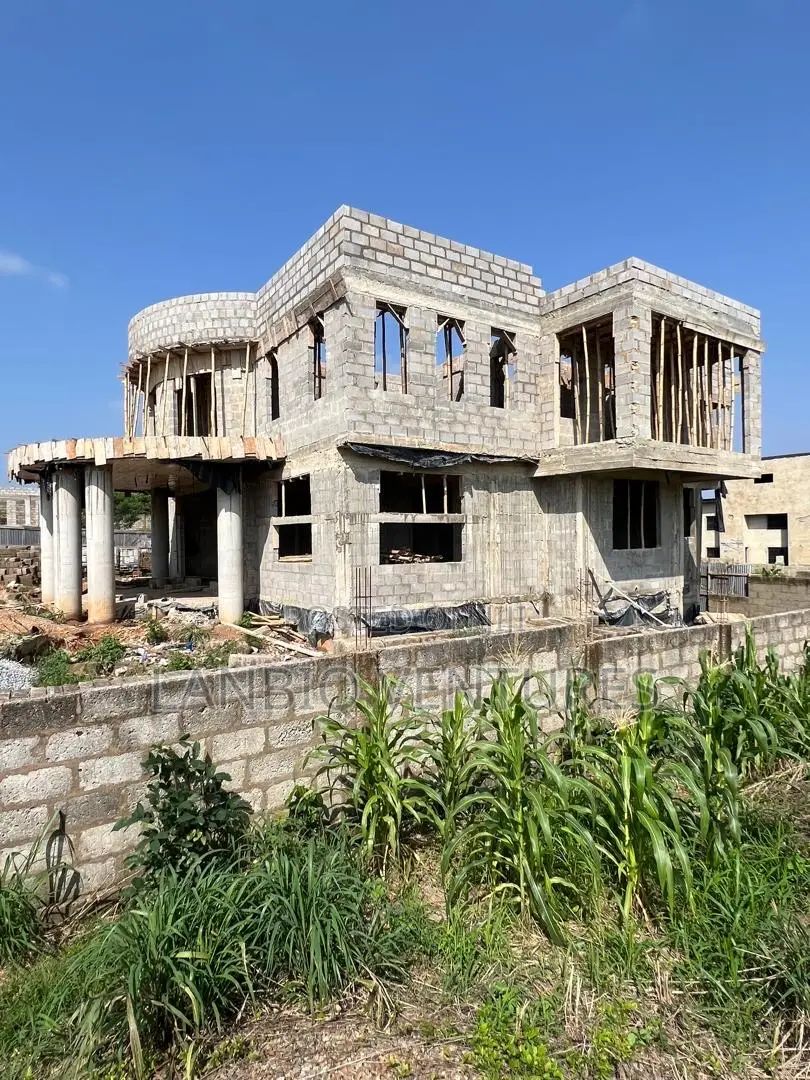 4bdrm House in Kumasi Metropolitan for sale