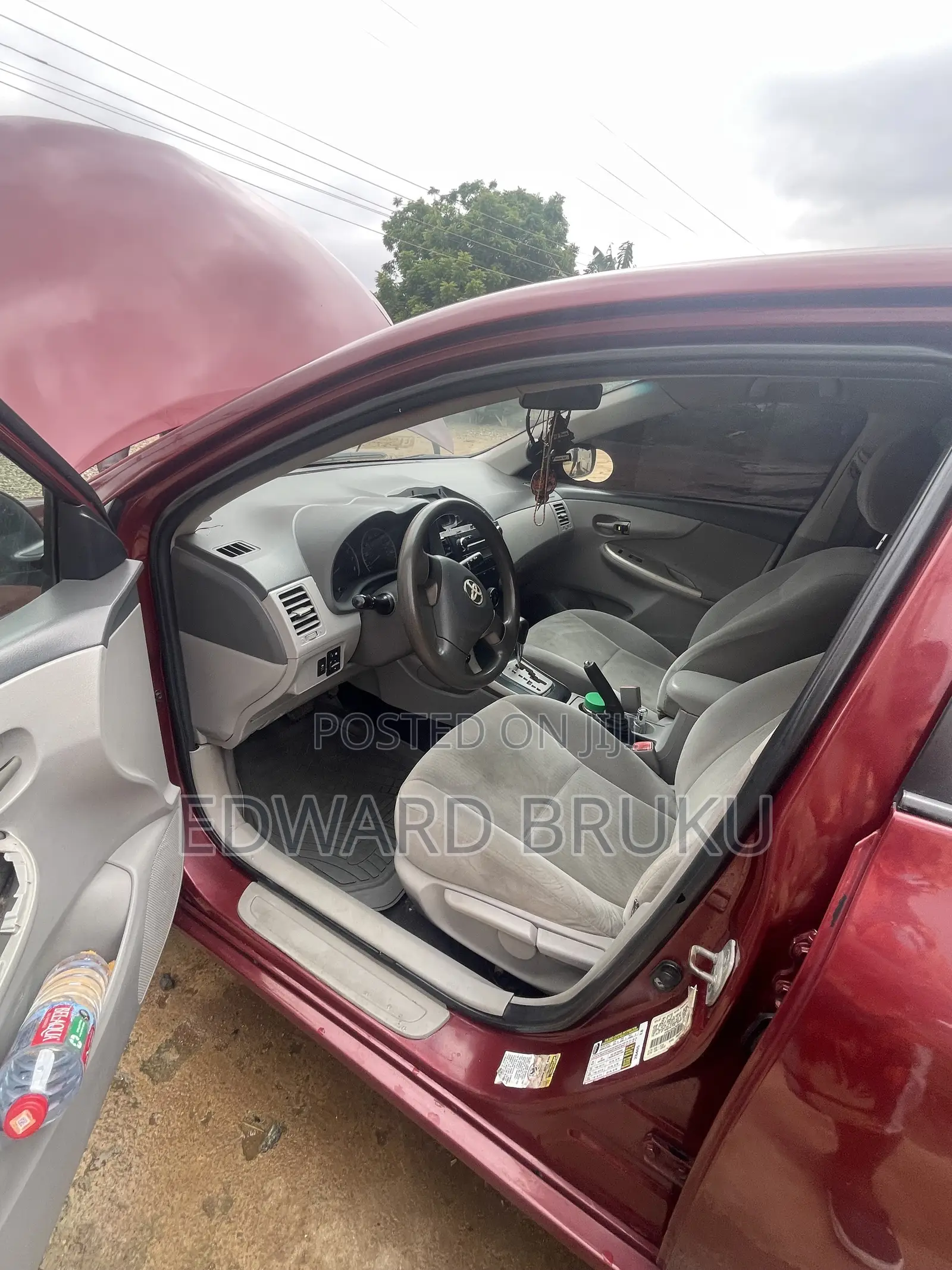 Toyota Corolla 2010 Red