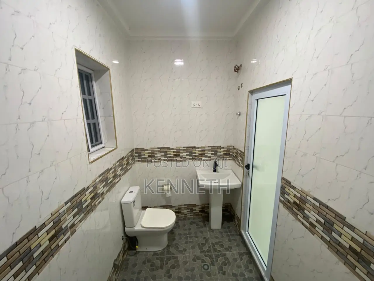 2bdrm Apartment in Kencity Homes, Nsawam Adoagyiri Municipal for rent